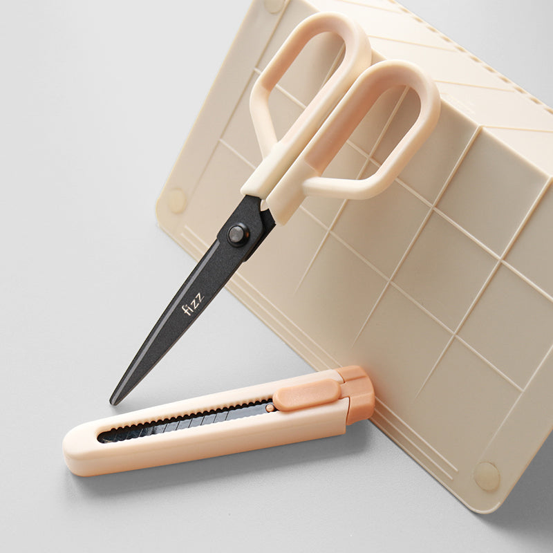 FIZZ Multifunctional scissors
